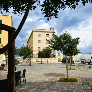 Le Tre Meraviglie , Bari Olaszország